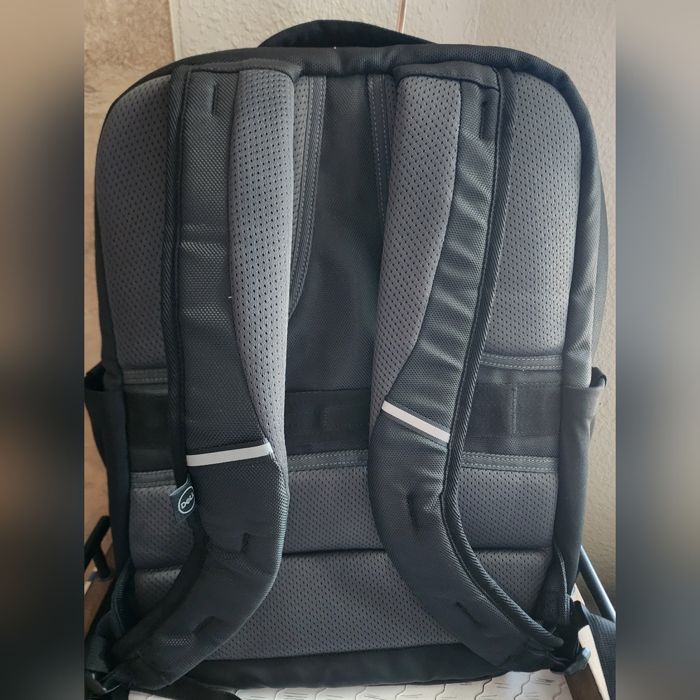 NWT Dell Pro Backpack 15 - Picture 10 of 11
